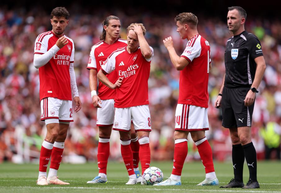Arsenal Falls 2-3 to Dortmund: Gunners Suffer Second Consecutive Friendly Loss, Conceding Three Goals Again – A Troubling Trend for Premier League Champions