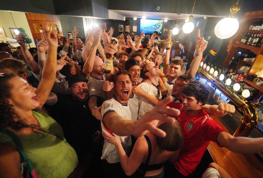 England Fans Get Exciting Boost for Norway World Cup Match in Pubs Despite Weather Delay Concerns!