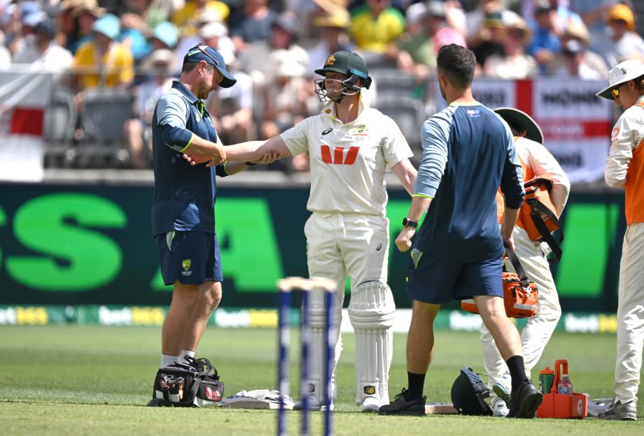 The Ashes 2025-26: Australia vs. England 1st Test - Day 1