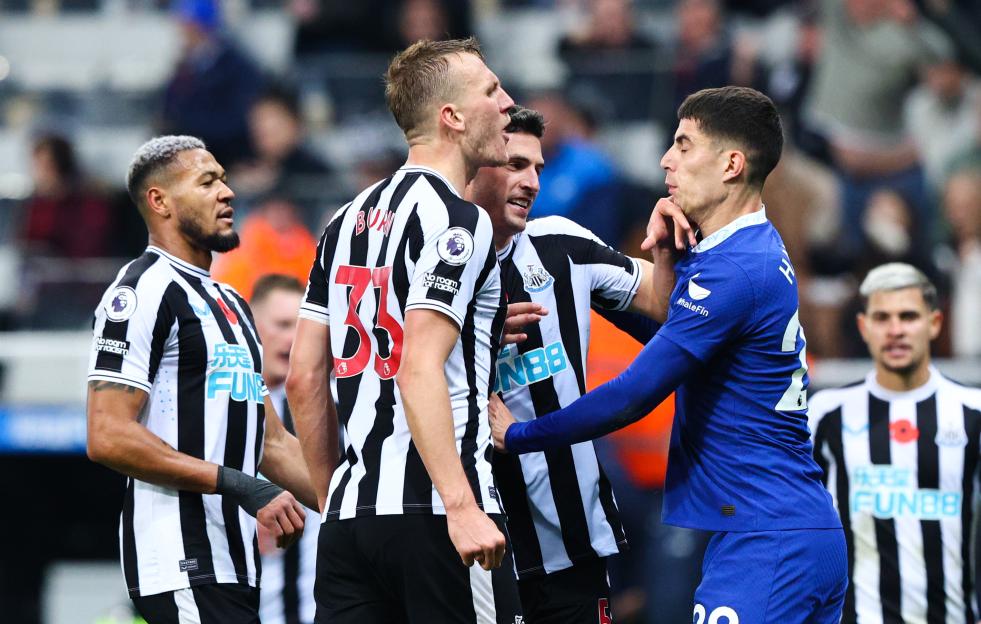 Dan Burn of Newcastle Settles Ongoing Feud with Arsenal's Kai Havertz