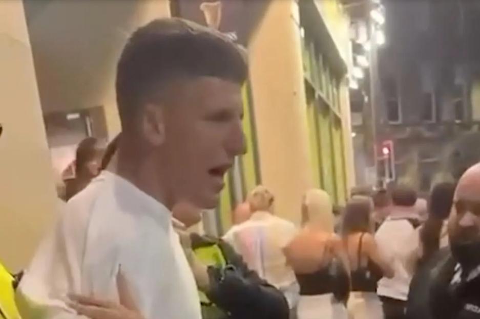 England Cricketer Brydon Carse Detained by Police Following Nightclub Altercation