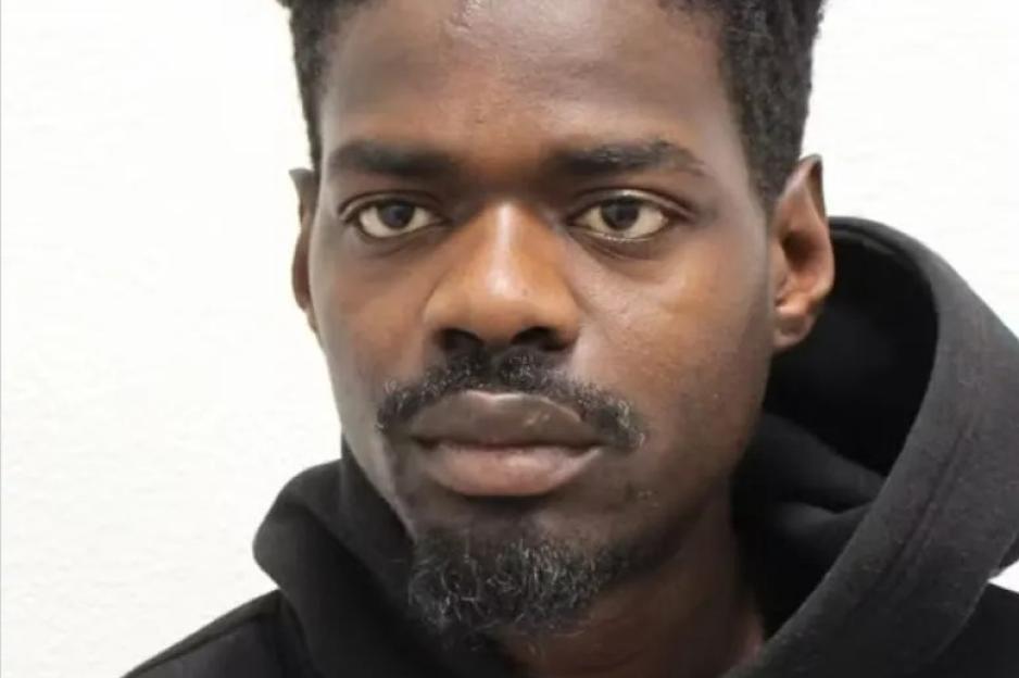 Desperate Manhunt Underway for 25-Year-Old Fugitive Who Escaped Transport Van After Court Appearance
