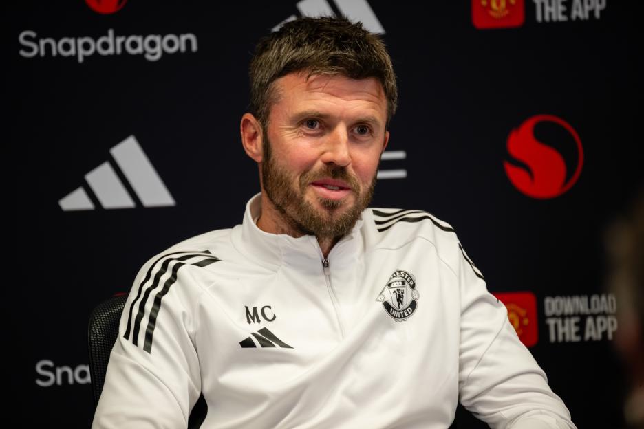 Manchester United Training Session and Press Conference