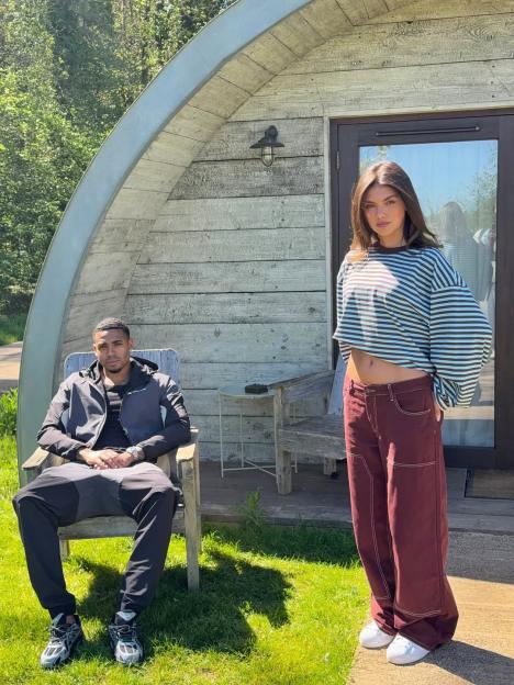 Love Island's Tyrique Hyde sparks fan backlash over 'degrading' pose with new girlfriend Samie Elishi, , https://www.instagram.com/p/DXufsArjB2m/?img_index=6 Copyright: instagram./@tyriquehyde