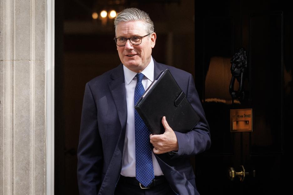 Starmer Pledges Full Support for Burnham in By-Election—But It Could Risk His Premiership
