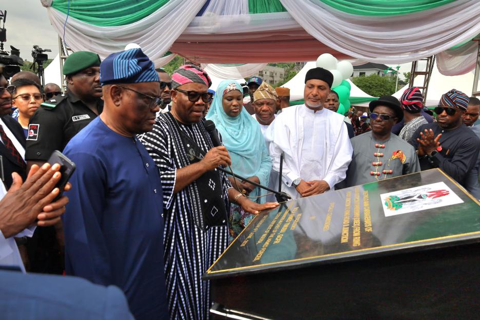Tinubu Launches OSEX Main Carriageway, Promises to End Abandoned Projects Era