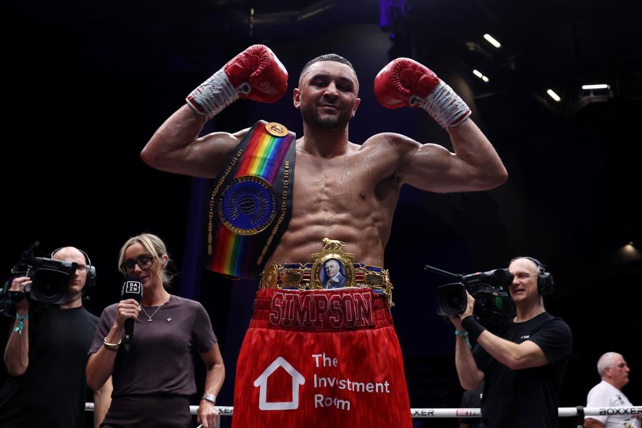 Boxing In Leeds - Troy Williamson v Callum Simpson II