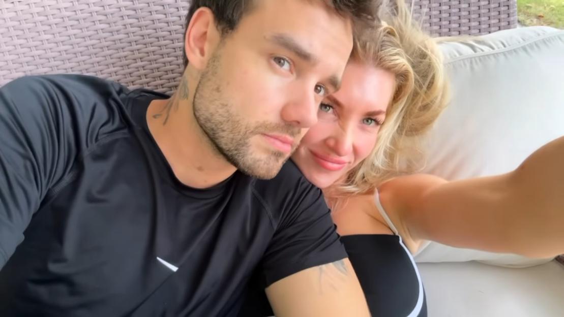 Kate Cassidy and Liam Payne pose for a selfie.