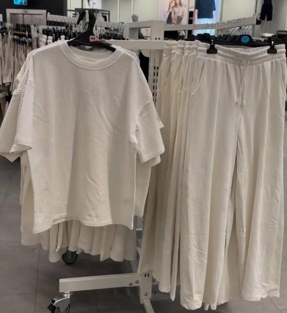 NINTCHDBPICT001067679318