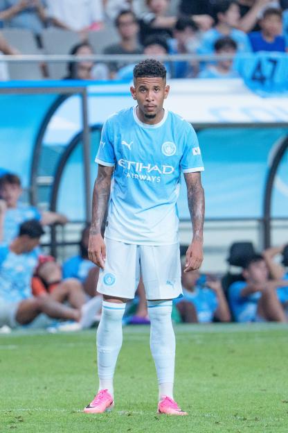 "Tottenham Eyes Sensational Double Transfer for Man City Stars Savinho and Marmoush!"