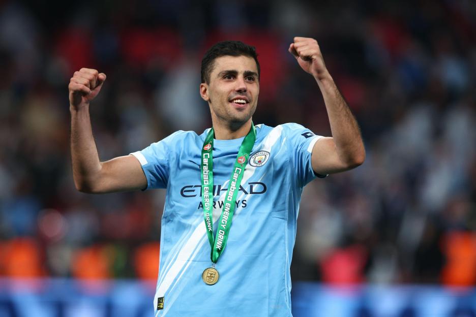 'Man City Proposes New Deal for Rodri, But Summer Sale Remains a Possibility Following Real Madrid's Transfer Interest'