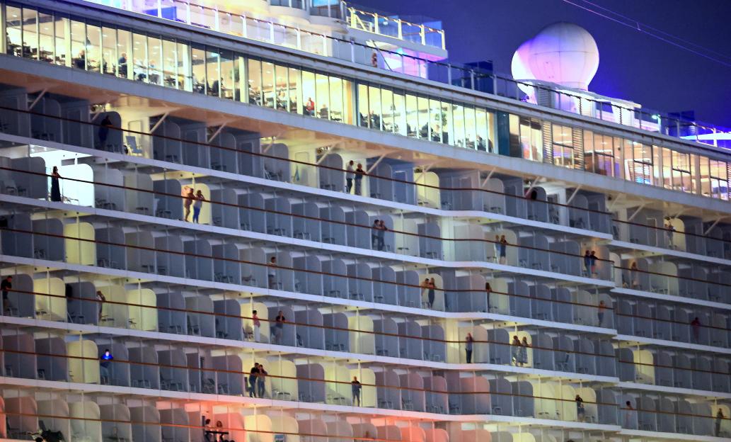 Cruise ship docked in Qatar amid Iran's retaliatory attacks