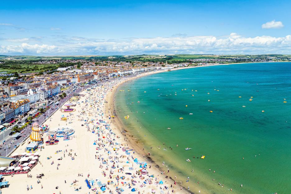 Urgent Search for Missing Woman Last Spotted Entering Sea Alone at Popular UK Beach
