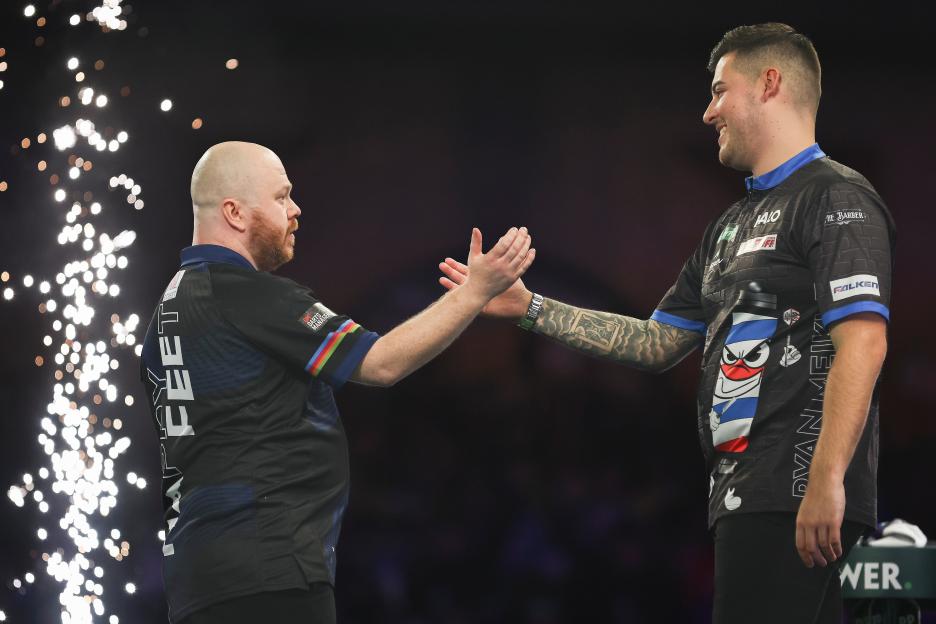 Darts Sensation Justin Hood Leaves Hotel Job Behind to Chase £100,000 Prize!