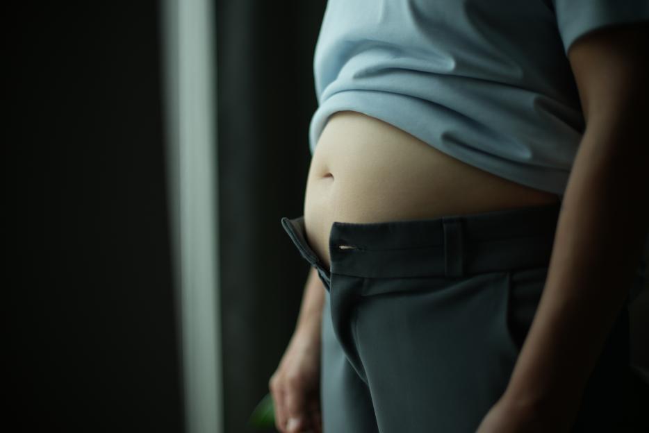 Belly Fat and Vitamin Deficiency: A Dangerous Duo That Doubles Your Risk of Death in the Next Ten Years