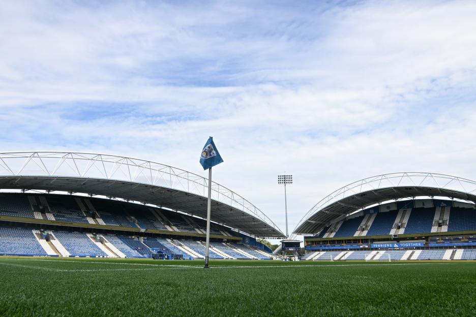 Huddersfield Town v Peterborough United - Sky Bet League One - Accu Stadium