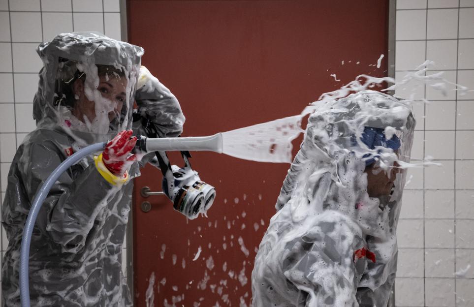 Ebola Outbreak Hits Record High, But True Case Count Remains a Mystery with Half of Contacts Overlooked