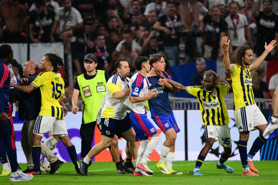FBL-EUR-C1-QUALIFYING-LYON-FENERBAHCE