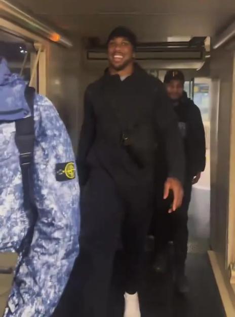 NINTCHDBPICT001068247053