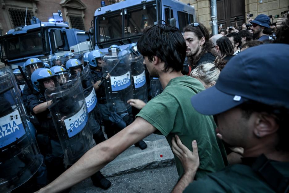 Demonstration for Fakir, tensions with police in Piazza Nettuno, Bologna, Italy - 20 Jul 2026