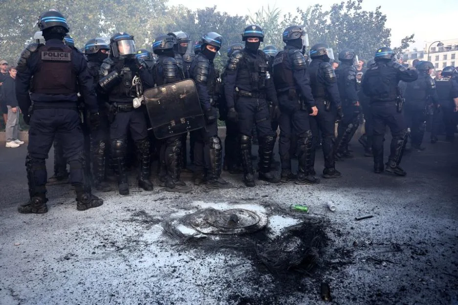 French firefighters protest in Paris after summer marked by mega-fires