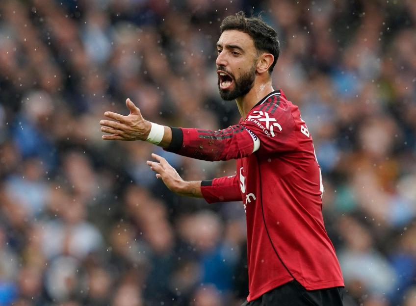 Manchester, England, 14th September 2025. Bruno Fernandes of Manchester United during the Manchester City vs Manchester United Premier League match at the Etihad Stadium, Manchester. Picture credit should read: Andrew Yates / Sportimage