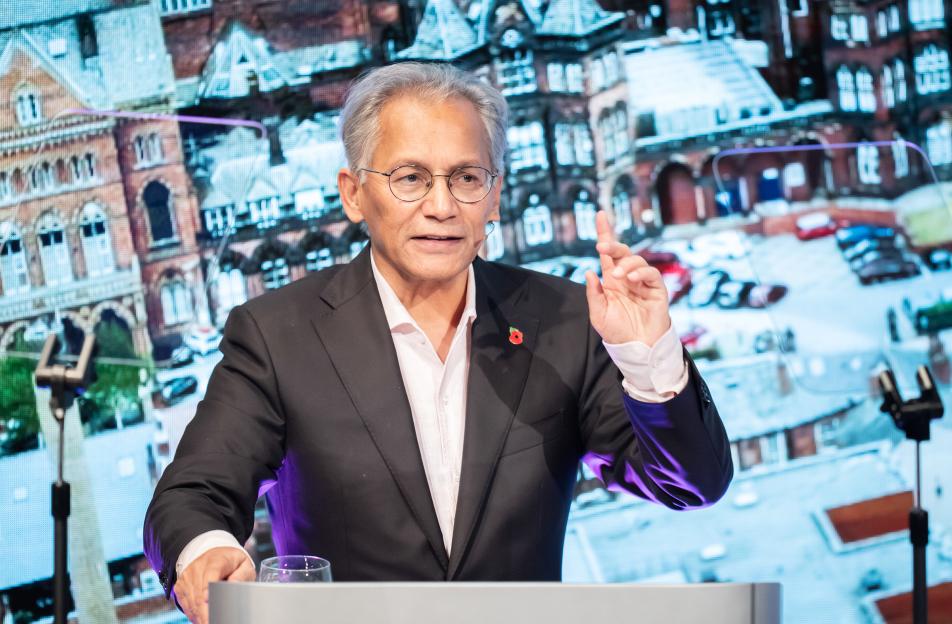 BBC Chairman Vows to Stand Strong Against Trump’s $5 Billion Lawsuit Over Altered Speech Claims