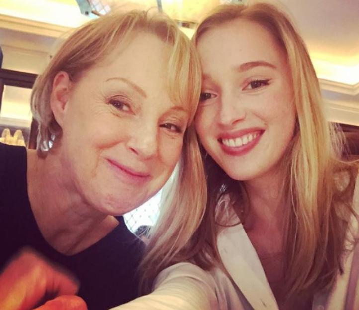 Phoebe Dynevor with her mother Sally.