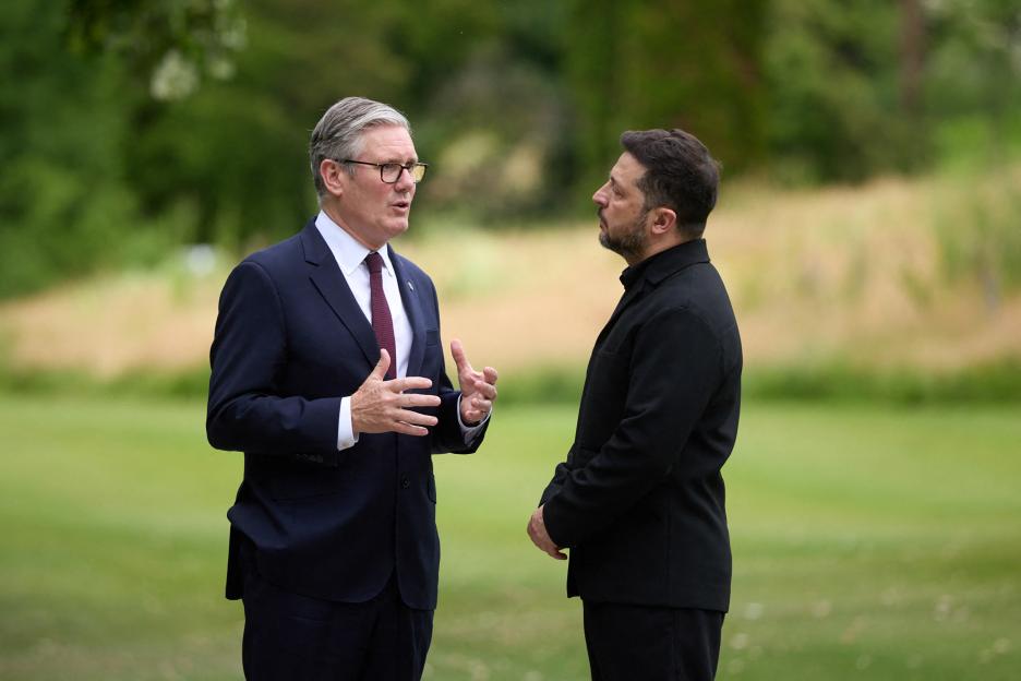Britain's Prime Minister Keir Starmer speaking with Ukraine's President Volodymyr Zelensky.