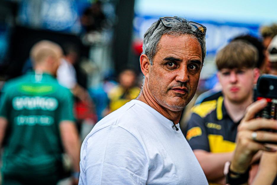 'F1 Legend Demands Respect for the Sport, Urges Suspension for Max Verstappen Following 'Mario Kart' Criticism of New Rules'