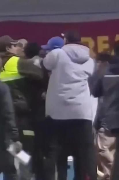 NINTCHDBPICT001041482554