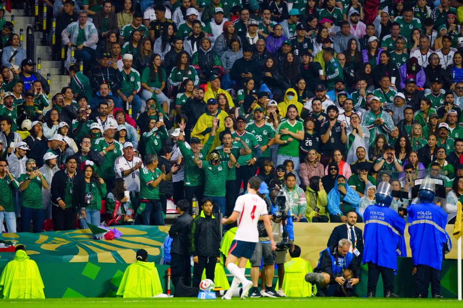 Paul Robinson Drenched in Beer and Lemonade as Mexican Fans Celebrate World Cup Goal Against England!