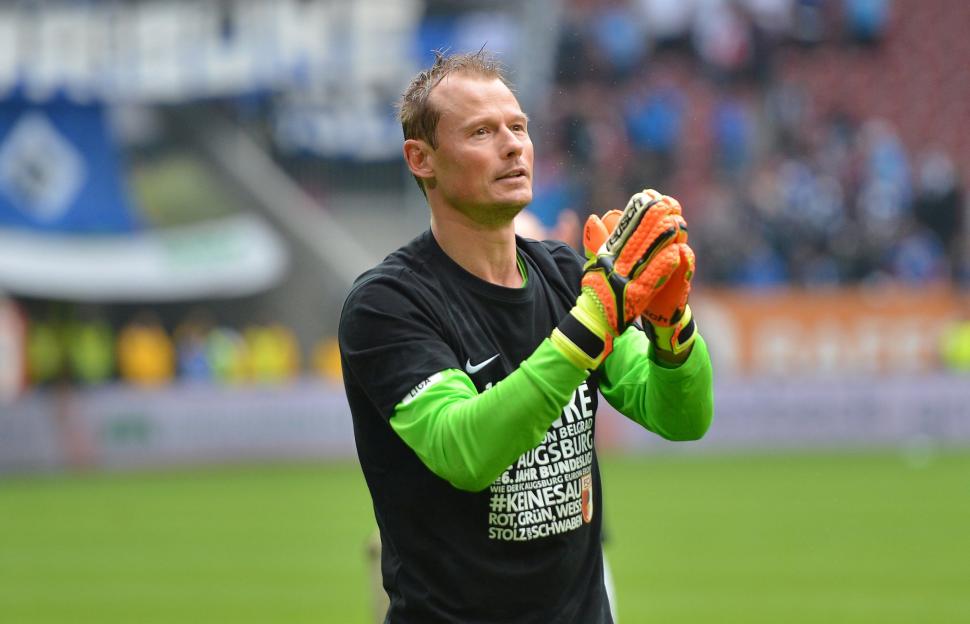 'Farewell, Legend: Heartfelt Tributes Flow for Alex Manninger, Former Arsenal Goalkeeper, Who Passed Away at 48'