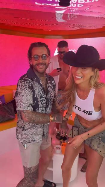 Pete Wicks and Olivia Attwood pose for a photo in Ibiza.