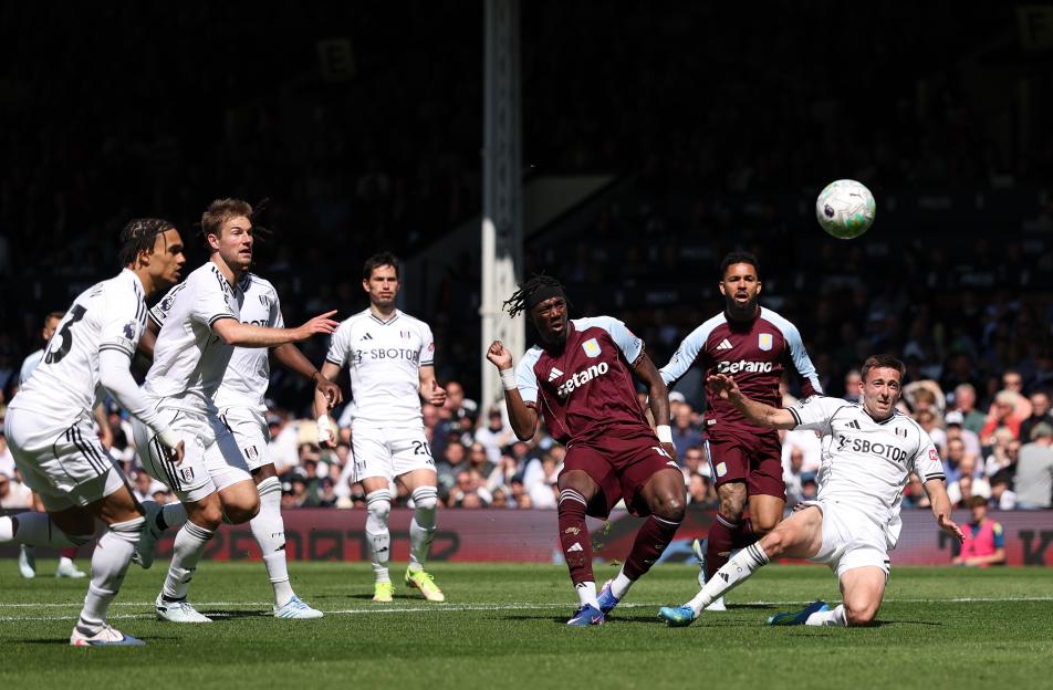 Fulham v Aston Villa - Premier League