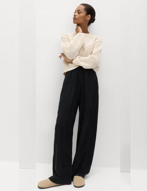 “Discover M&S's Five-Star Linen Trousers: Comfortable, Trendy for Spring, and Only £22!”
