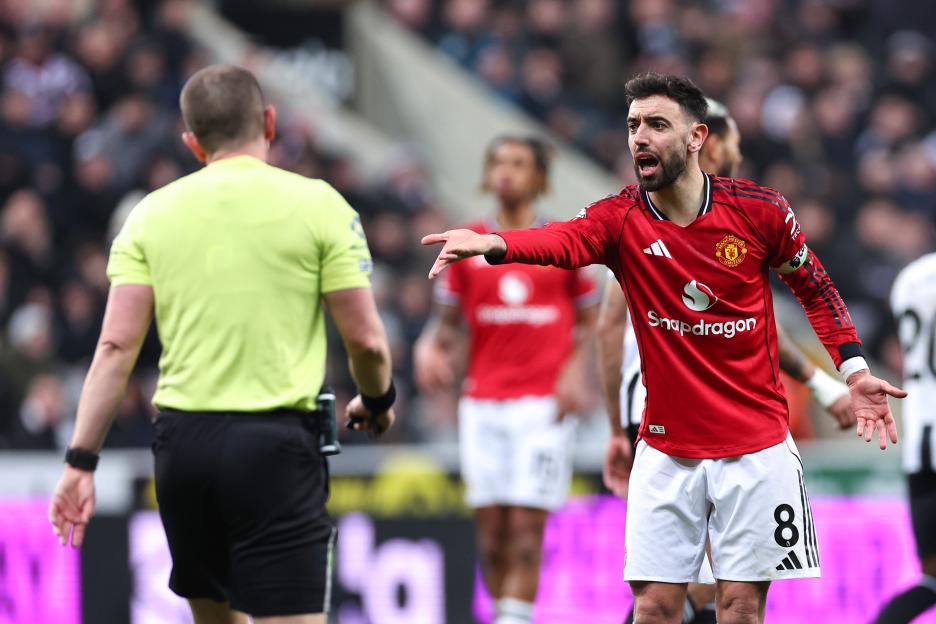 Newcastle United v Manchester United - Premier League