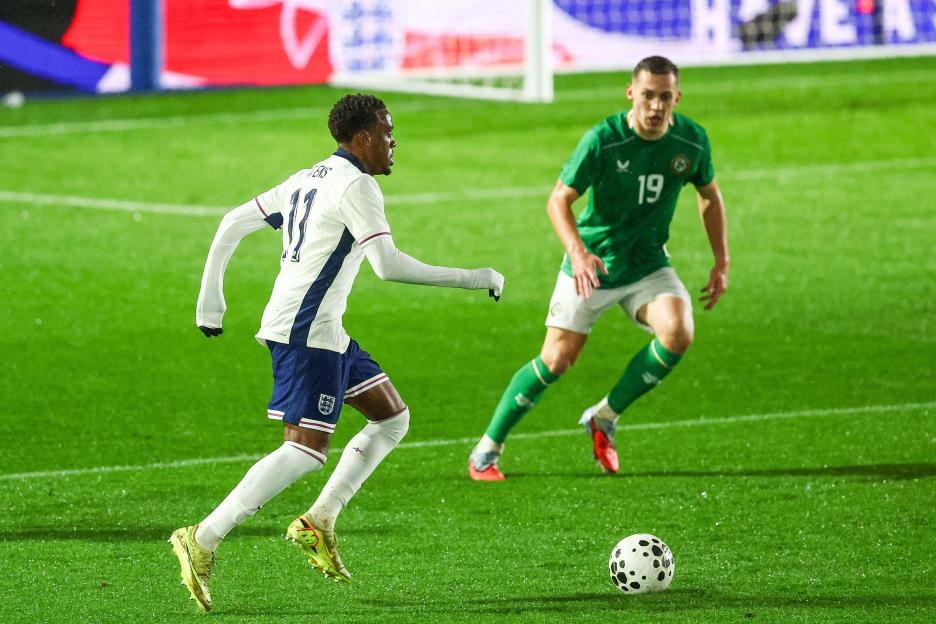 11, Jamie Gittens of England in attacking action during the UEFA Under 21 Championship Group D Qualifying match between England Under 21s and Republic of Ireland at St Andrews @ Knighthead Park, Birmingham on Friday 14th November 2025. (Photo: Stuart)