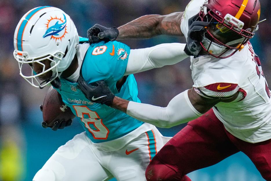 Commanders Dolphins Football