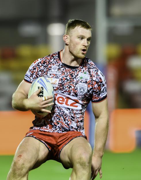 Leigh Star Aims to Win Over Prime Minister in Rallying Support for Rugby League