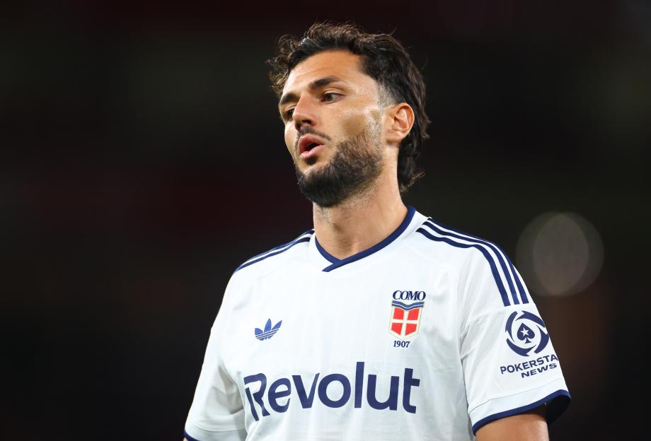 Como Star Faces Shocking Injury During Liverpool Friendly, Commentator Offers Apology to Lunchtime Fans