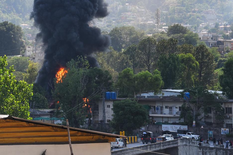 Tragic Army Helicopter Crash in Pakistan: All Lives Lost Moments After Takeoff as Black Smoke Billows into the Sky