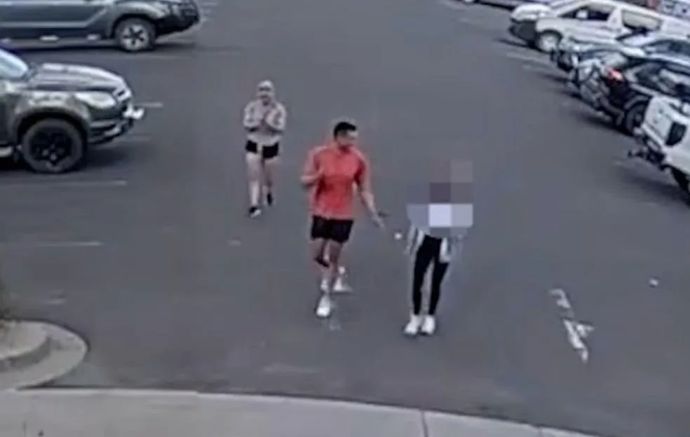 Chilling moment ‘killer’ cop, 31, shops with friend ‘with bodies of ex & new boyfriend under blue tarp in back of car’