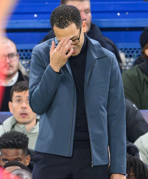 Liam Rosenior Faces Turmoil as Chelsea Exits Champions League Amid Injury Woes and Superstar Departure Drama