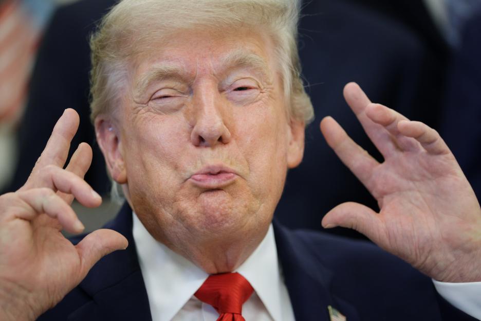 Trump Blasts Iran Over $300 Billion Peace Deal Allegations as Nuclear Talks Spiral Into Chaos