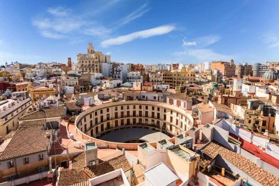 Scenic view of Valencia city showing the Plaza Redonda.