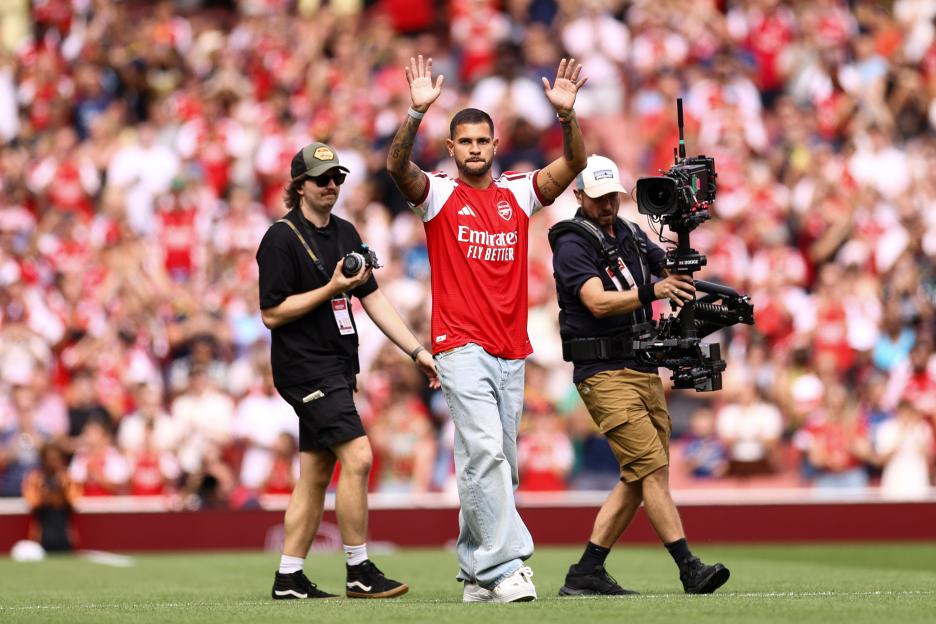 Arsenal FC v Borussia Dortmund - Pre-Season Friendly