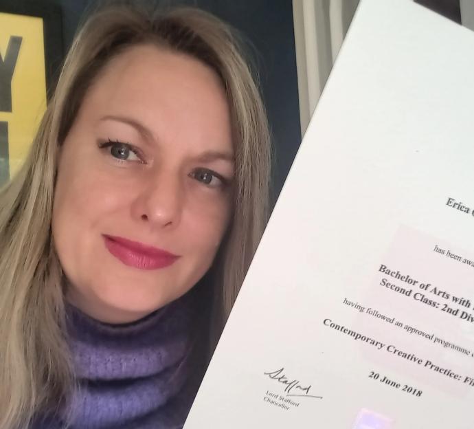 erica crompton has been awarded a bachelor of arts with honours