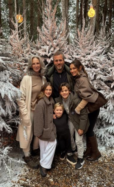 NINTCHDBPICT001051483237