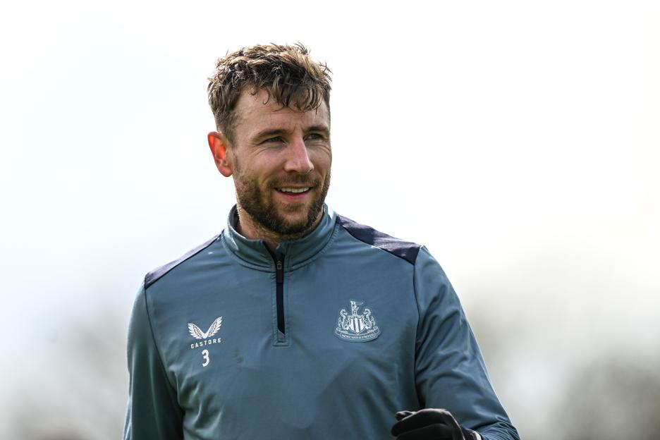 'Heartfelt Farewell: Ex-Premier League Star Retires at 34 Following Release by Man Utd Legend'